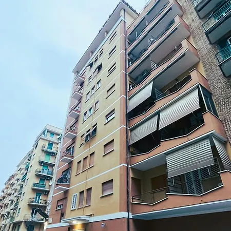 Appio San Giovanni Апартаменты *